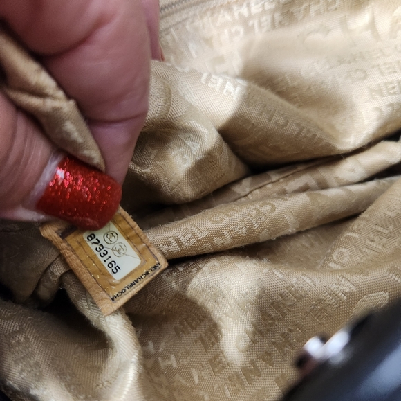 Chanel Bag - Picture 14 of 16